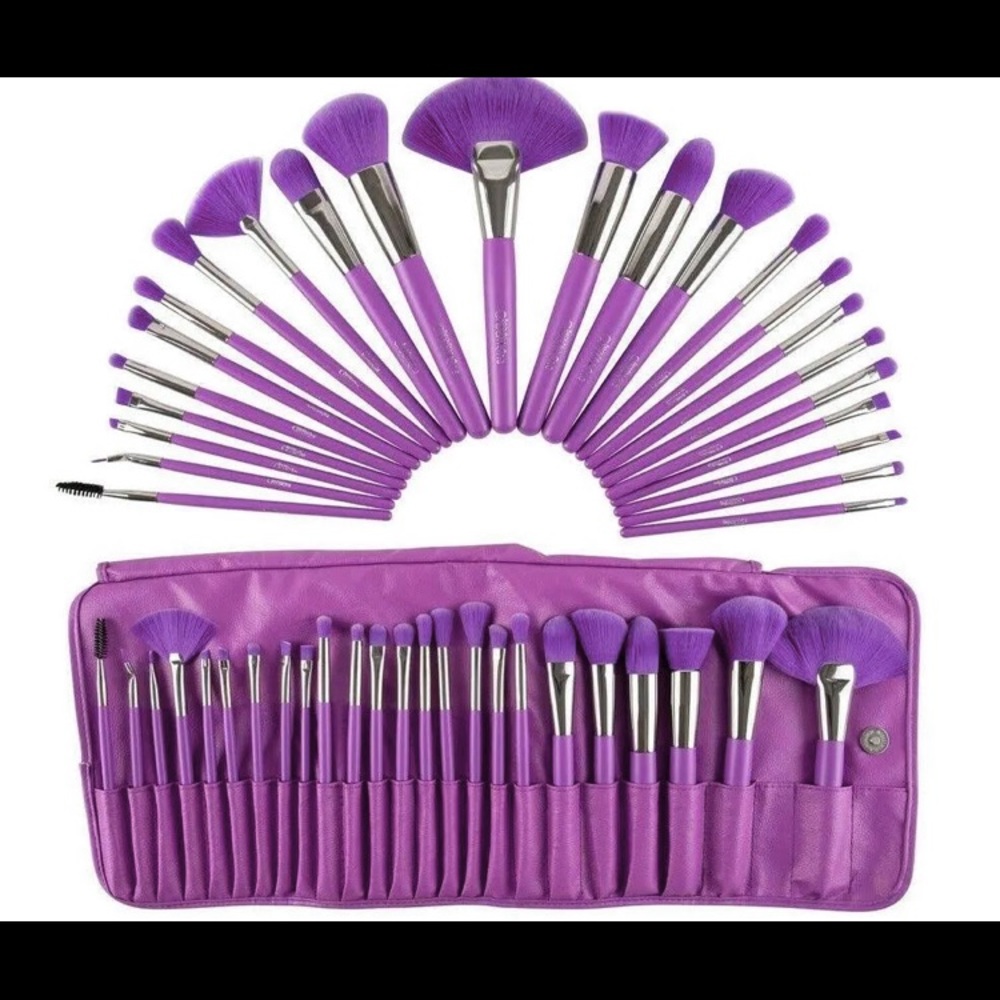 makeup brushes